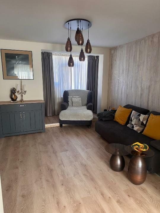 APARTAMENT  CENTRAL ZONA DOROBANTI - Poză 1