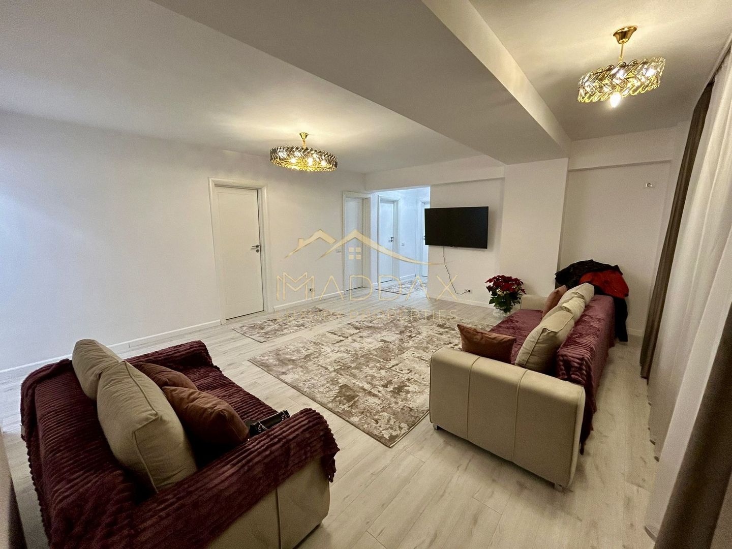 Apartament *3 camere* // Andronache - Tei - Poză 1