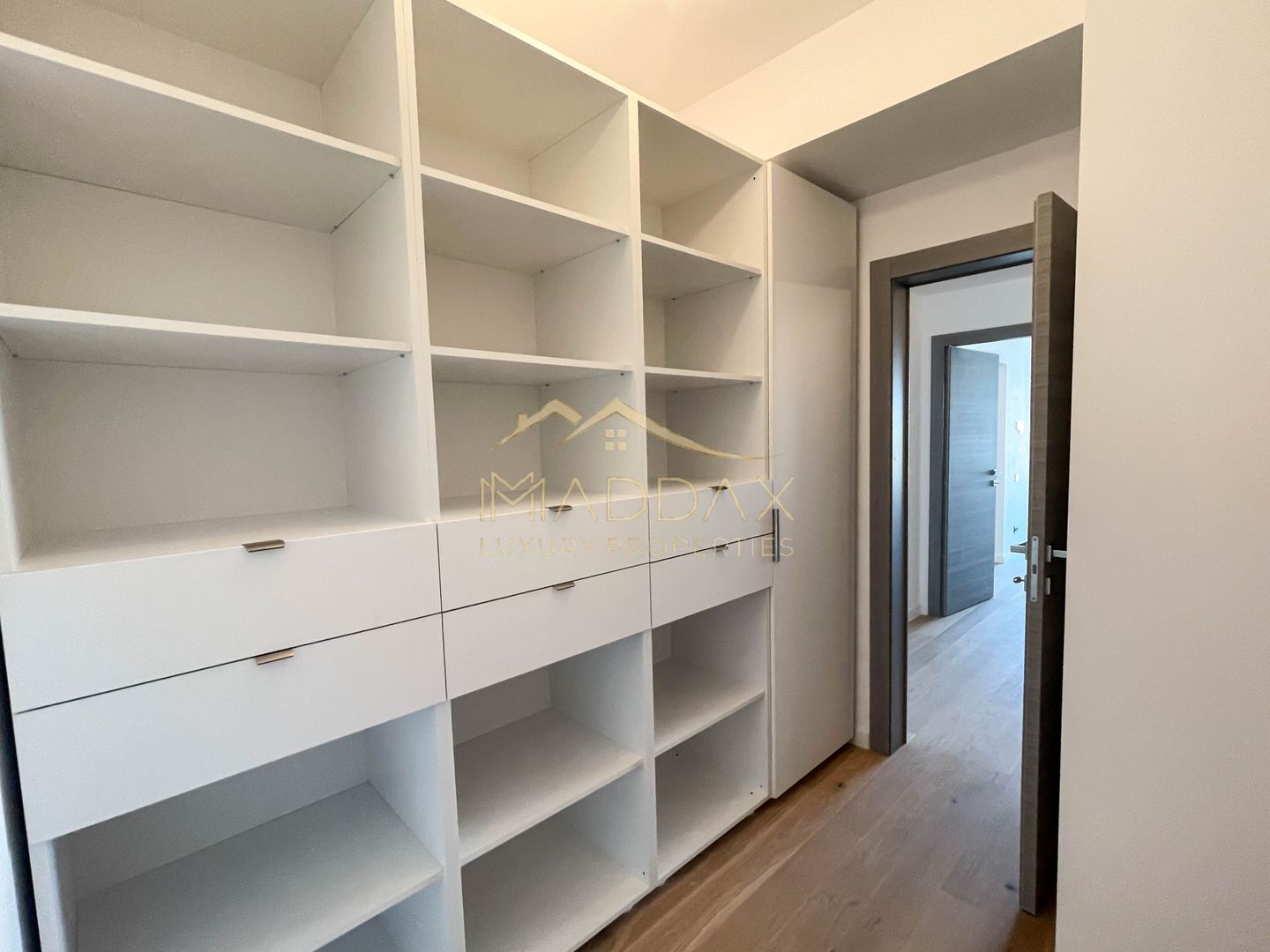 3 Rooms 182 sqm / high ceiling ***LUX***First Rent***/ Floreasca - Poză 32