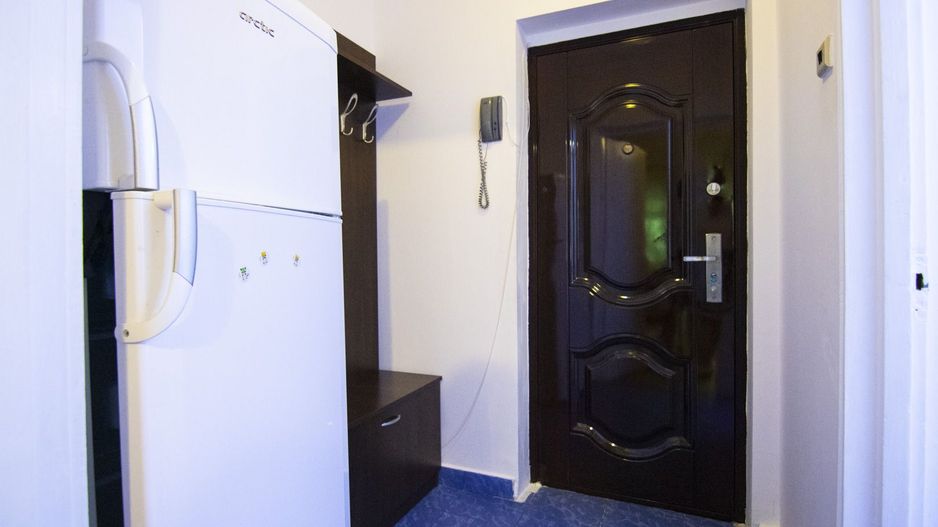 Inchiriere garsoniera Drumul Taberei, Piata Moghioros - Valea Prahovei - Poză 6