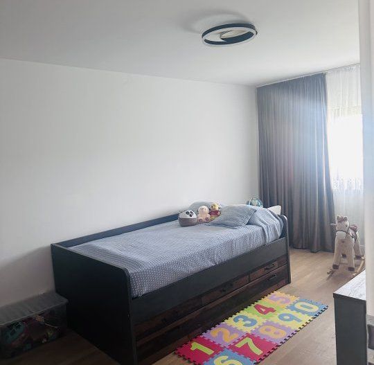 Vila cu ieşire la lac - Poză 12