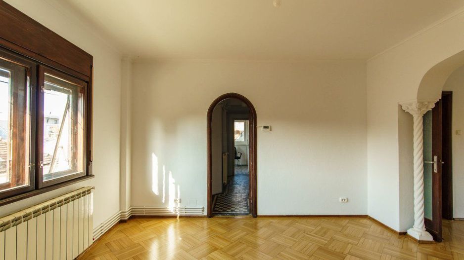 Apartament luminos zona 'Capitale', nemobilat - Poză 3