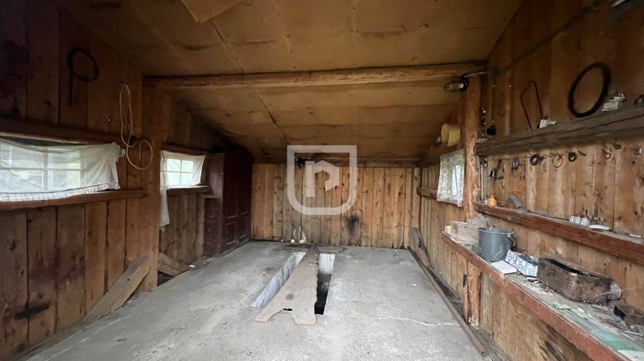 De vanzare casa, atelier fierarie, 4 anexe - 2507 mp in Manastirea Humorului - Poză 10