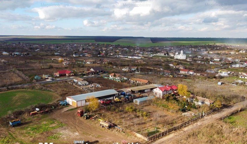 Vanzare ferma agricola Negru Voda - Constanta cu 240 hectare teren si utilaje - Poză 2
