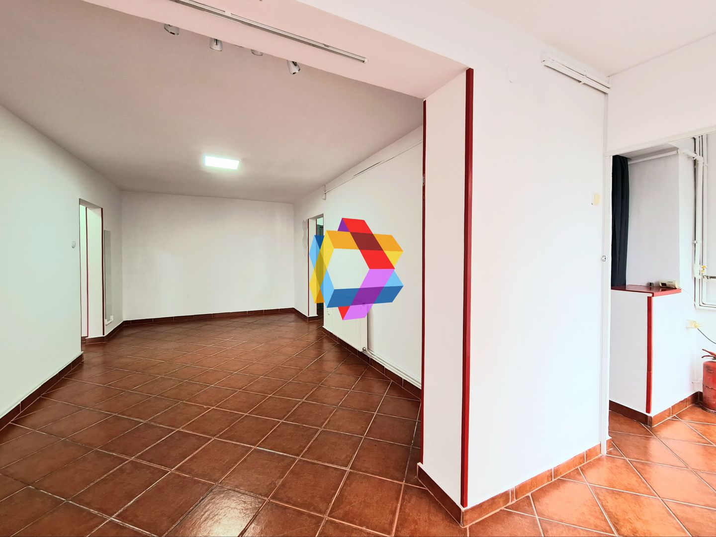 Spatiu comercial de închiriat  Brasov - 70 mp # spatii-comerciale-brasov.ro - Poză 3