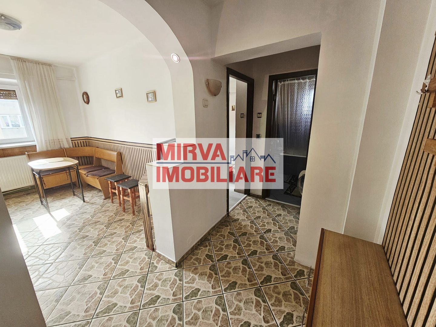 Apartament 2 camere decomandat, mobilat și utilat – Bld.Bucuresti - Poză 11