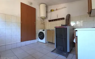 Castelu - Str. Florilor, casa din 2012, teren 737 mp si 106 mp utili - Poză 21