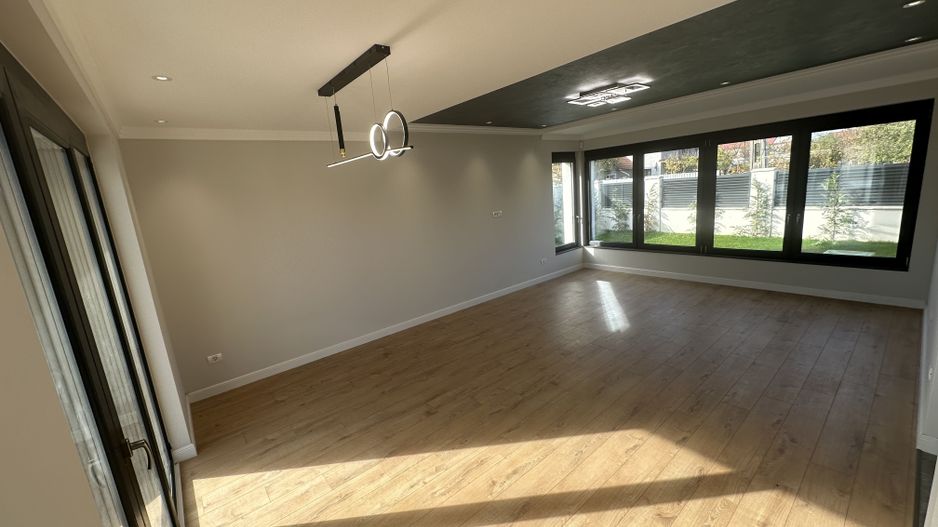 CASA INDIVIDUALA - Poză 3