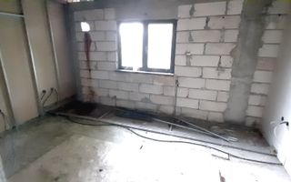 Casă şi spaţiu multifuncţional, bar, sală de evenimente în Brătuleşti - Poză 6