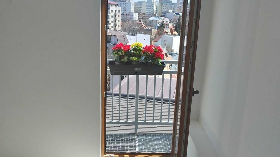 Penthouse 3 camere, 105 mp, terasa 15 mp, garaj + boxă, zona Eminescu, bloc nou - Poză 7