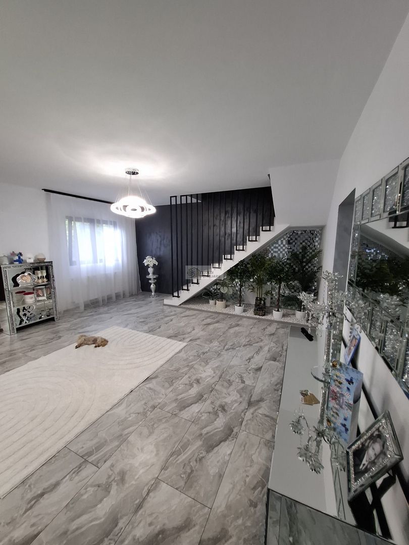 Casa P+M teren 500 mp,Campineanca, Vrancea,165000 e NEG - Poză 3