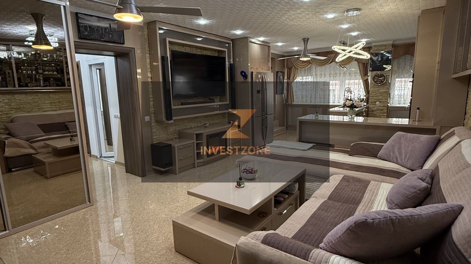 Penthouse de vanzare in Oradea cartierul Ioșia - Poză 1