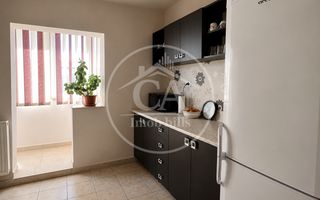 Apartament cu 3 camere de vânzare în zona Rogerius, Oradea - Poză 5