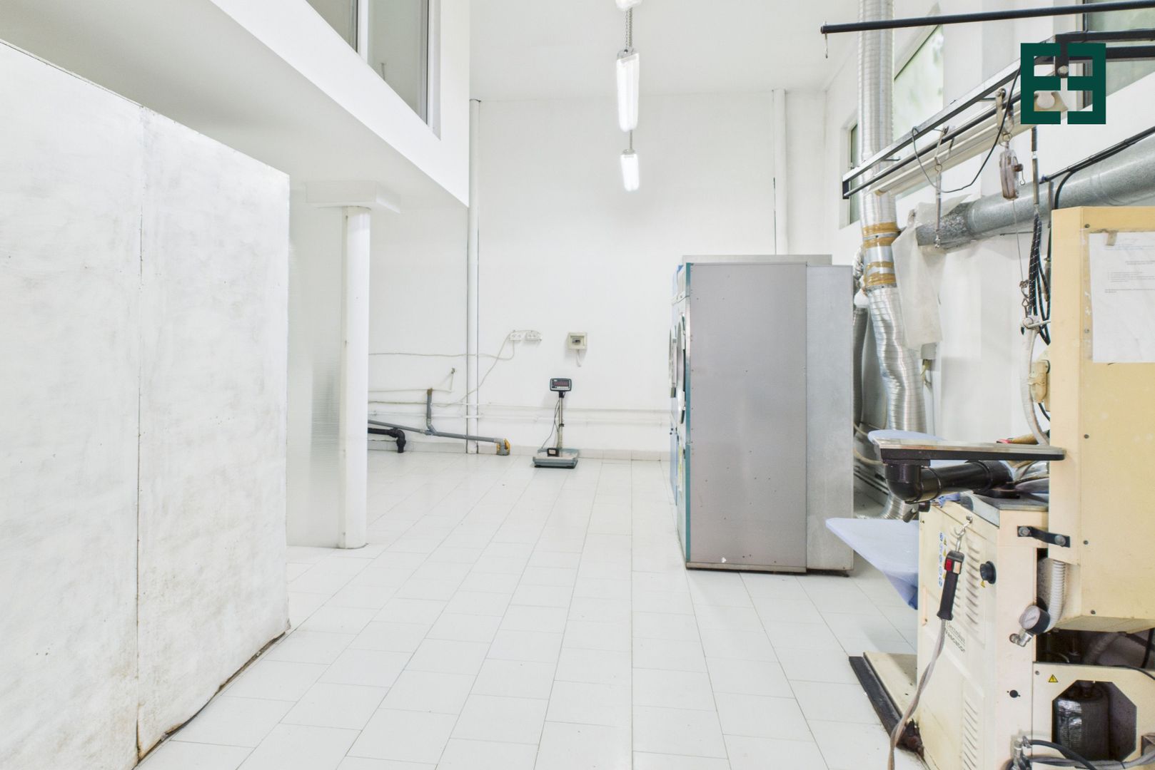 Hală Industrială / Comercială în zonă centrală - Timișoara - Poză 3