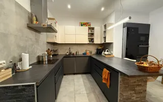 Casa Individuala Zona Schit, 4 Camere, 4 Bai, 1600mp Teren - Poză 42