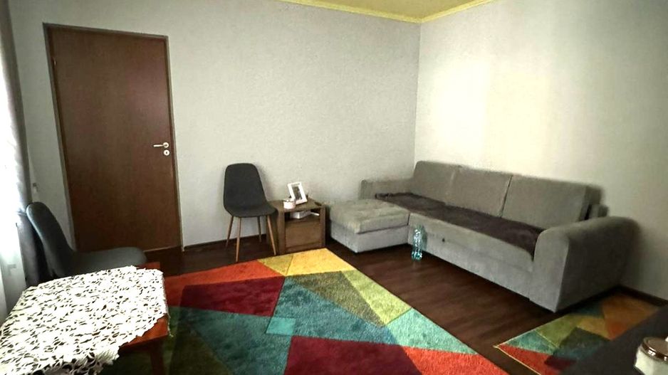 Casă / Vilă cu 5 camere de vânzare în zona Someseni - Poză 3