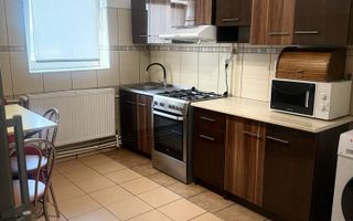 Apartament decomandat 3 camere - Nicolina (Rond Vechi) - 500€ - Poză 5