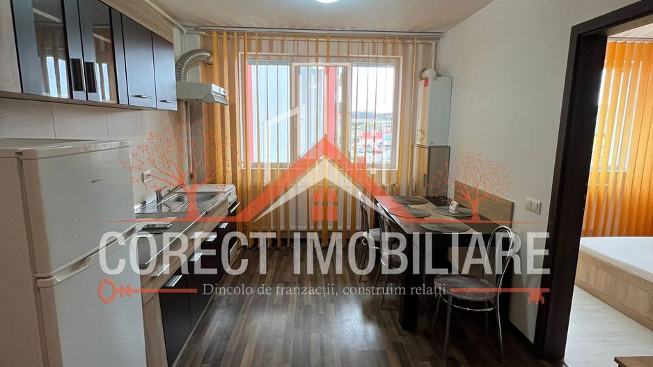 🌿 Apartament modern cu 3 camere și balcon – Subcetate, 300€/lună - Poză 1