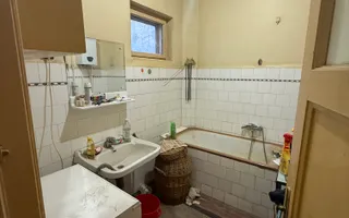Proprietate rara pe o strada boema - Poză 11