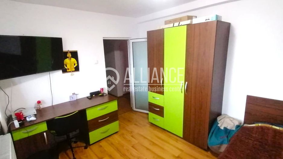 BULEVARDUL FERDINAND (COD 10)- Apartament 3 camere de vanzare - Poză 4