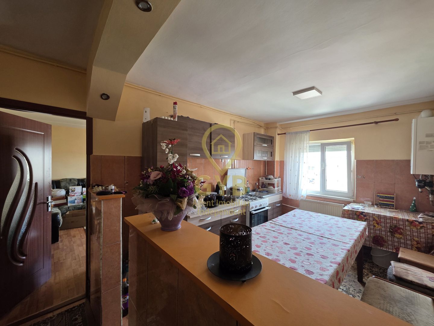 Apartament spatios cu 4 camere, 2 balcoane – Marghita, zona Penny - Poză 12