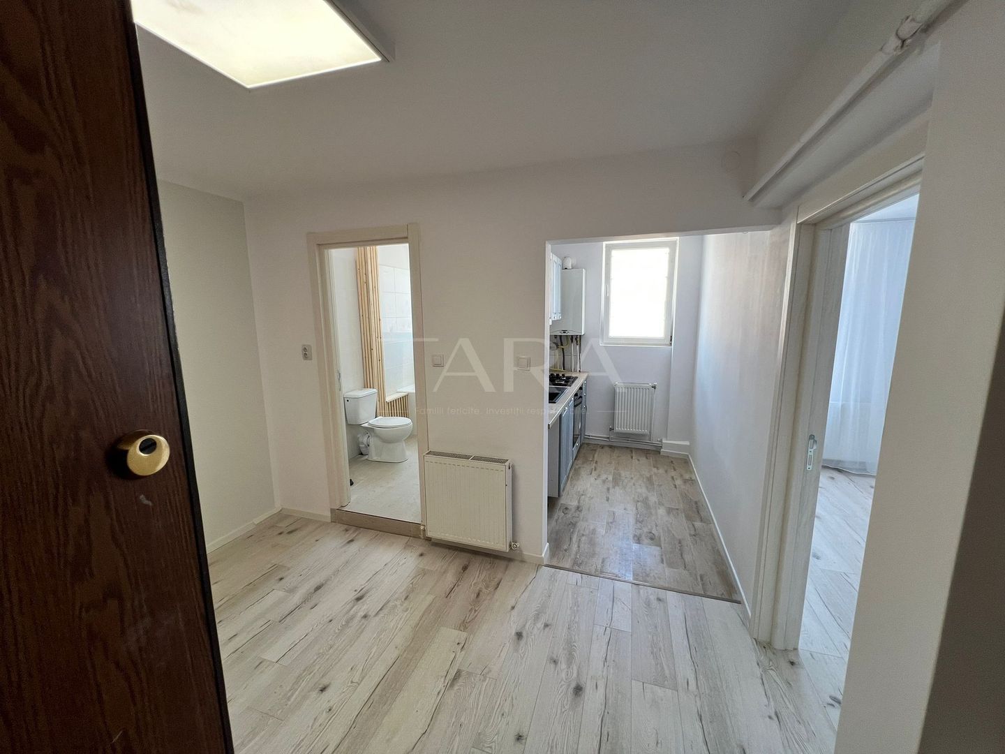 Apartament spațios cu priveliște panoramică – zona Flora, Mănăștur. - Poză 3
