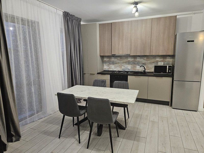 Apart 2 camere și loc de parcare - Poză 7