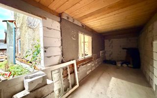 Apartament cu 3 camere în Frasin, zona Centrală - Poză 1