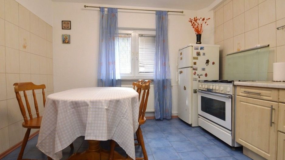 2 camere decomandat si renovat zona VITAN - Poză 4