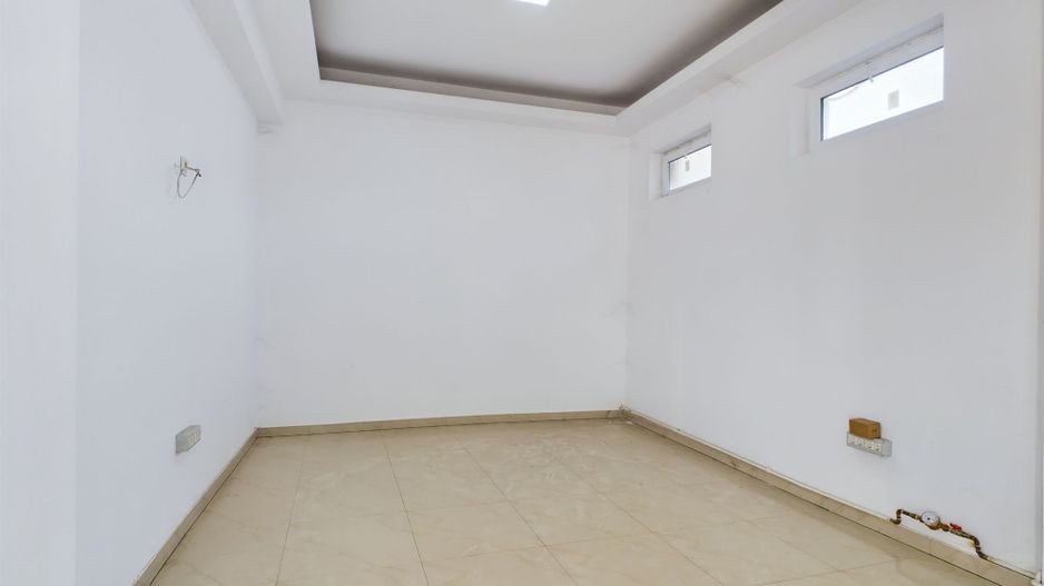 Spatiu comercial 70 mp - Poză 2