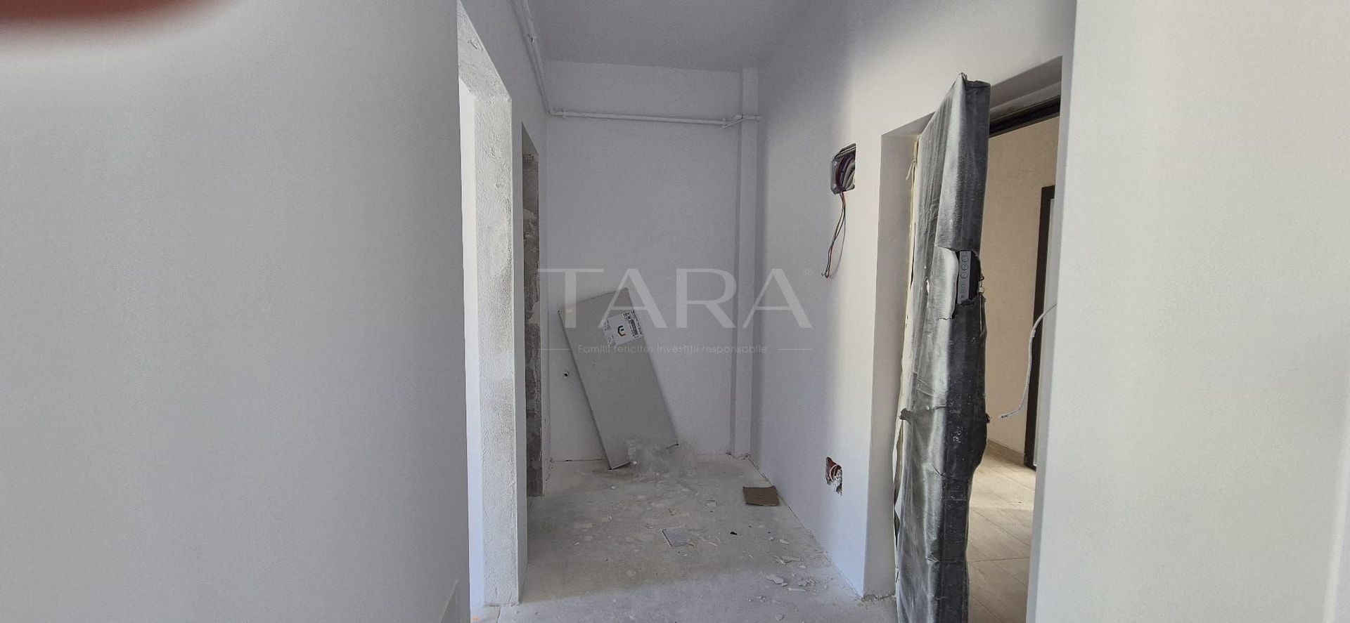 Apartament semifinisat cu parcare inclusă, Apahida. - Poză 4