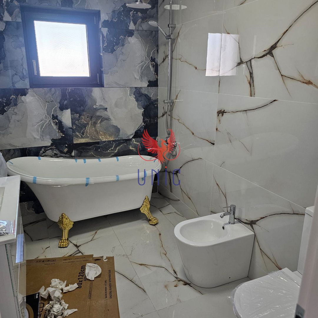 Vila 5 camere, zona rezidentiala . - Poză 9