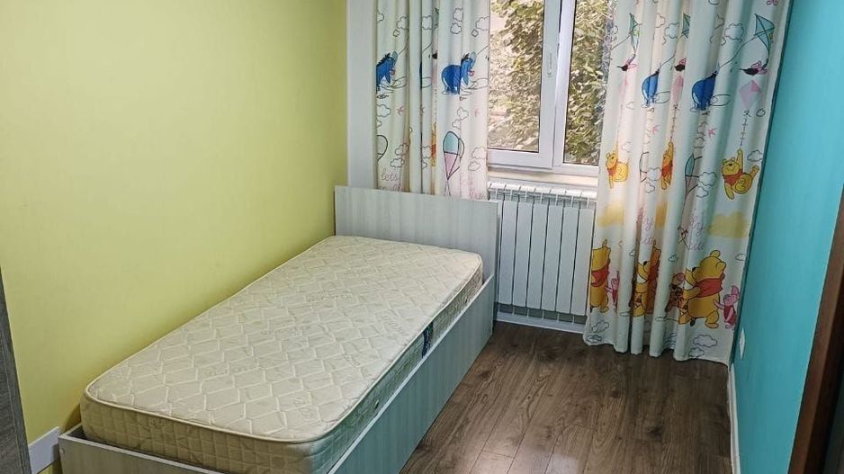 DE inchiriat apartament cu 3 camere, General. etaj 2, 450 euro - Poză 4