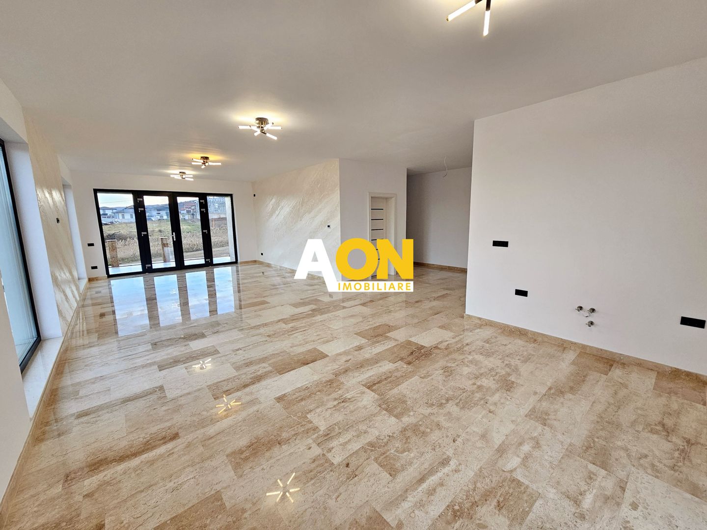 Casa finisata la cheie, 4 camere, 500 mp teren, Micesti - Poză 4