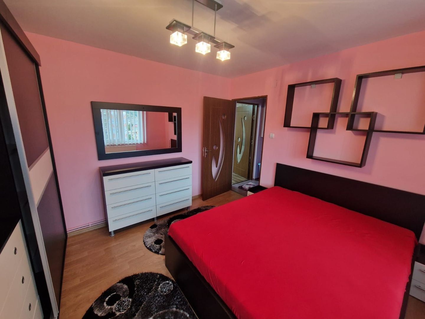 Inchiriez apartament 3 camere Muzeu - Poză 4