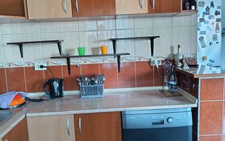 Apartament la mansardă 3 camere Vasile Aron - Poză 5