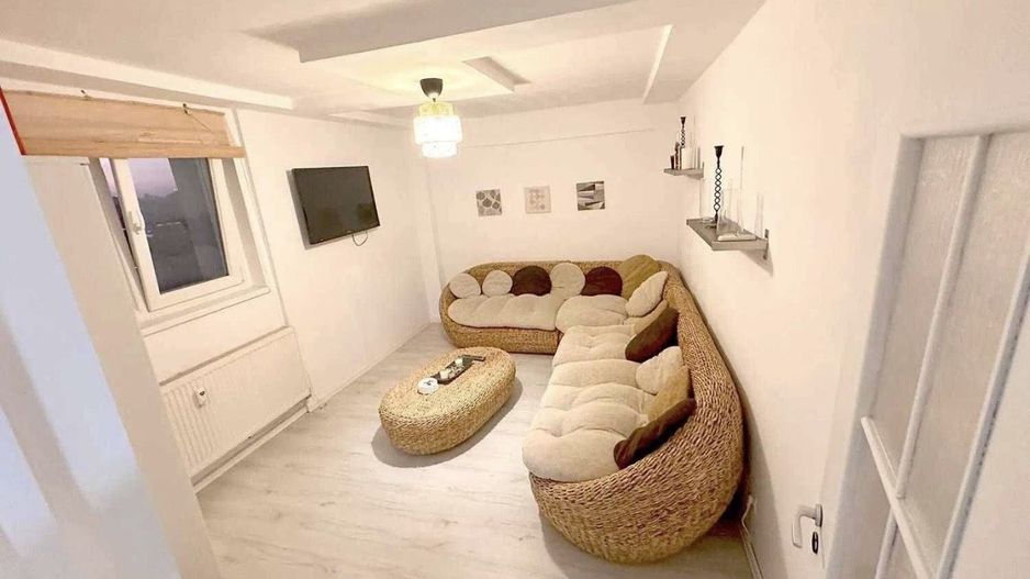 AP. 2 CAMERE - RENOVAT COMPLET, MODERN, PET FRIENDLY, PRET NEGOCIBIL - Poză 3