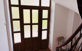 Apartament în casă, acces separat,  ultracentral, lângă Primări, Galat - Poză 10