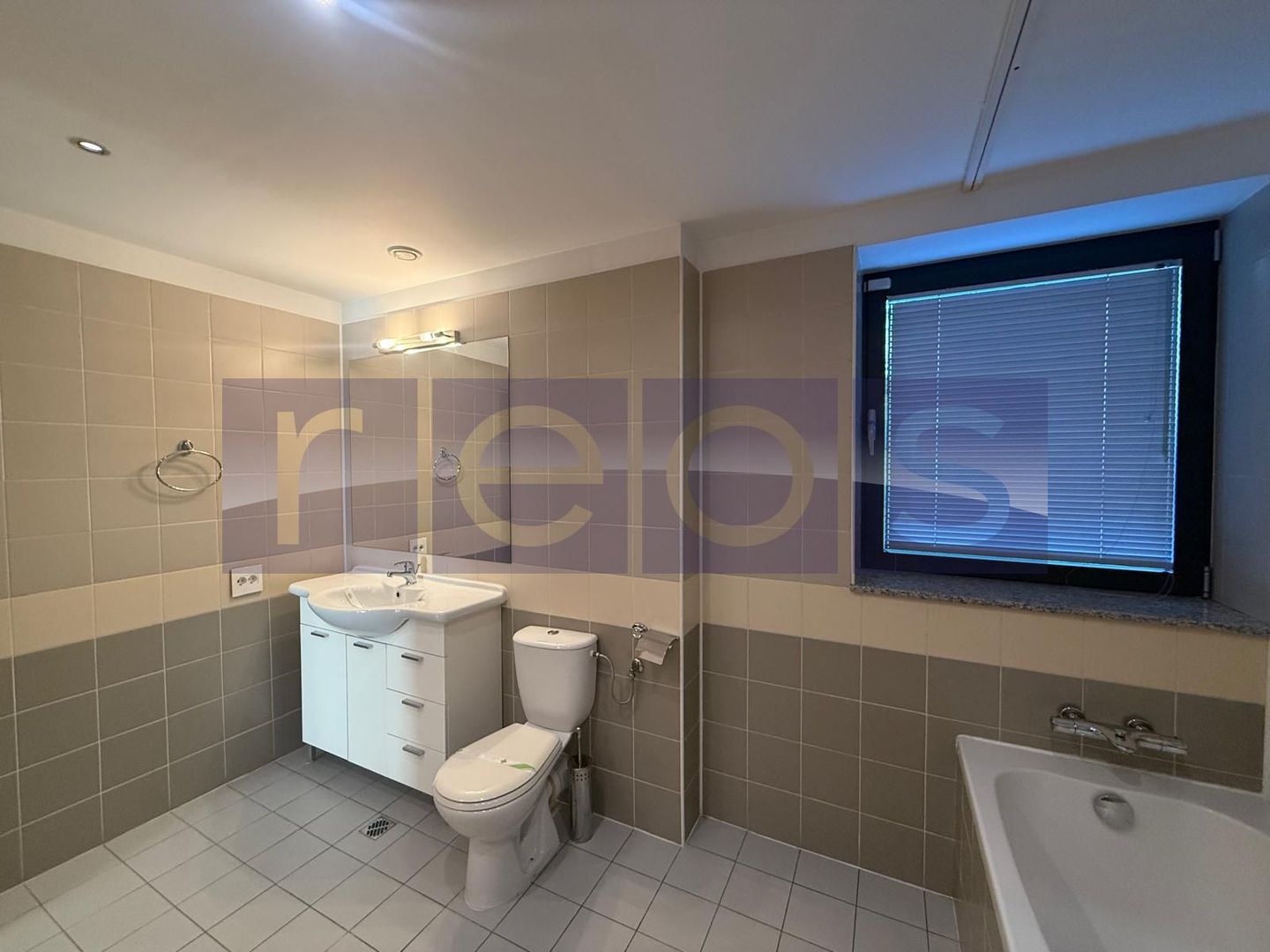 INCHIRIERE SOS NORDULUI | 3 CAMERE | CURTE PROPRIE | 155 MP | - Poză 16