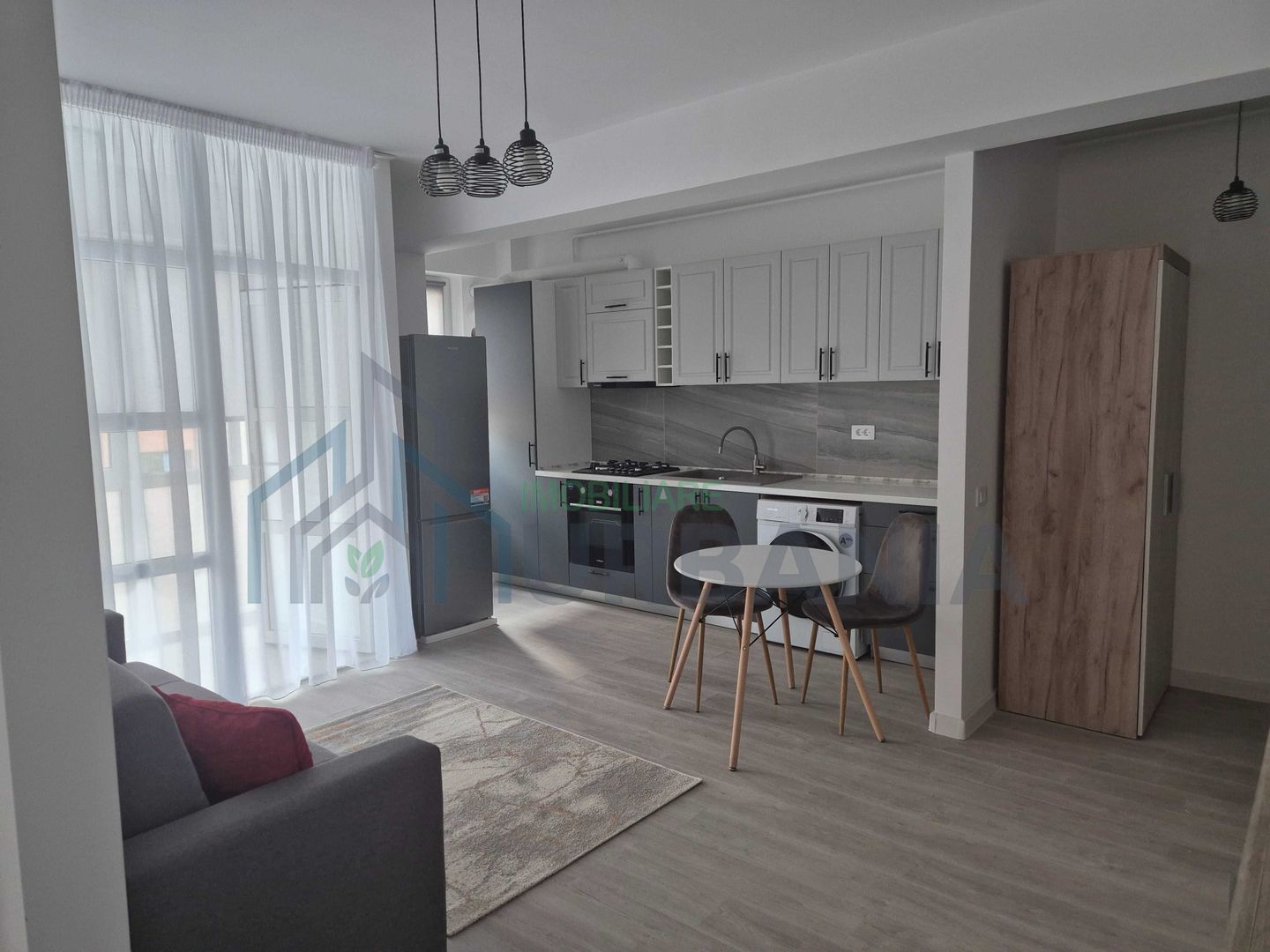 Apartament 2 camere de închiriat, cartier Vișoiu, mobilat și utilat - Poză 5