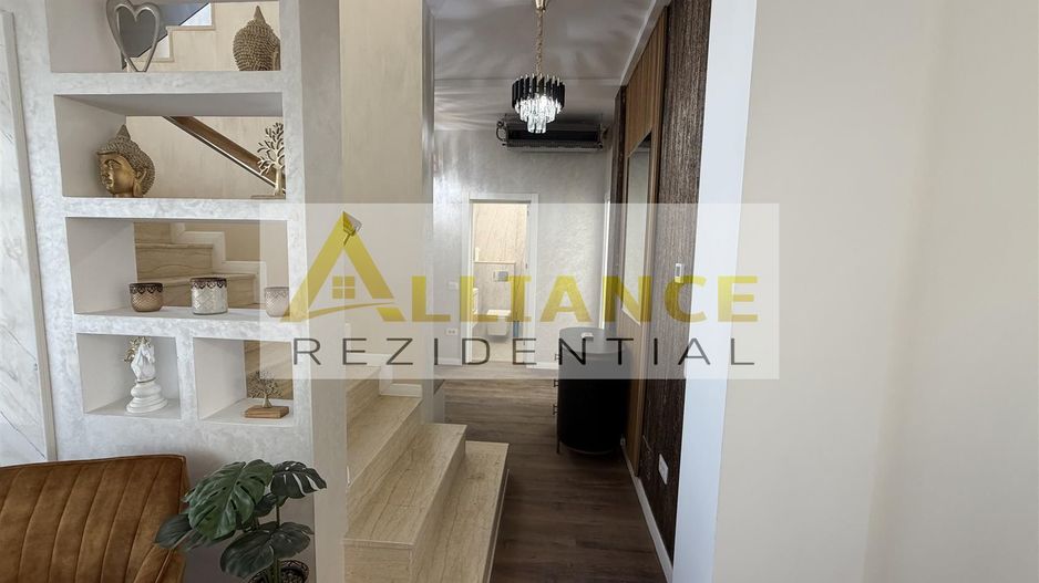 Vila moderna cu arhitectura deosebita gata sa devina acasa - Poză 11