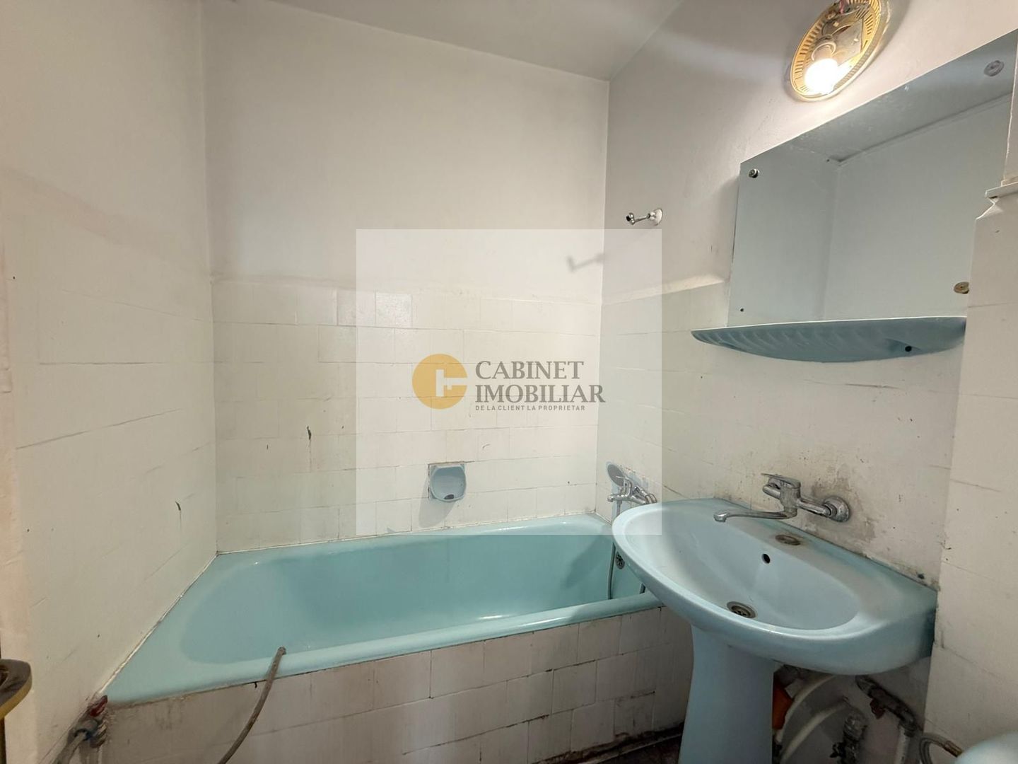 3 camere I Gara de nord I Creditabil I 1962 - Poză 14