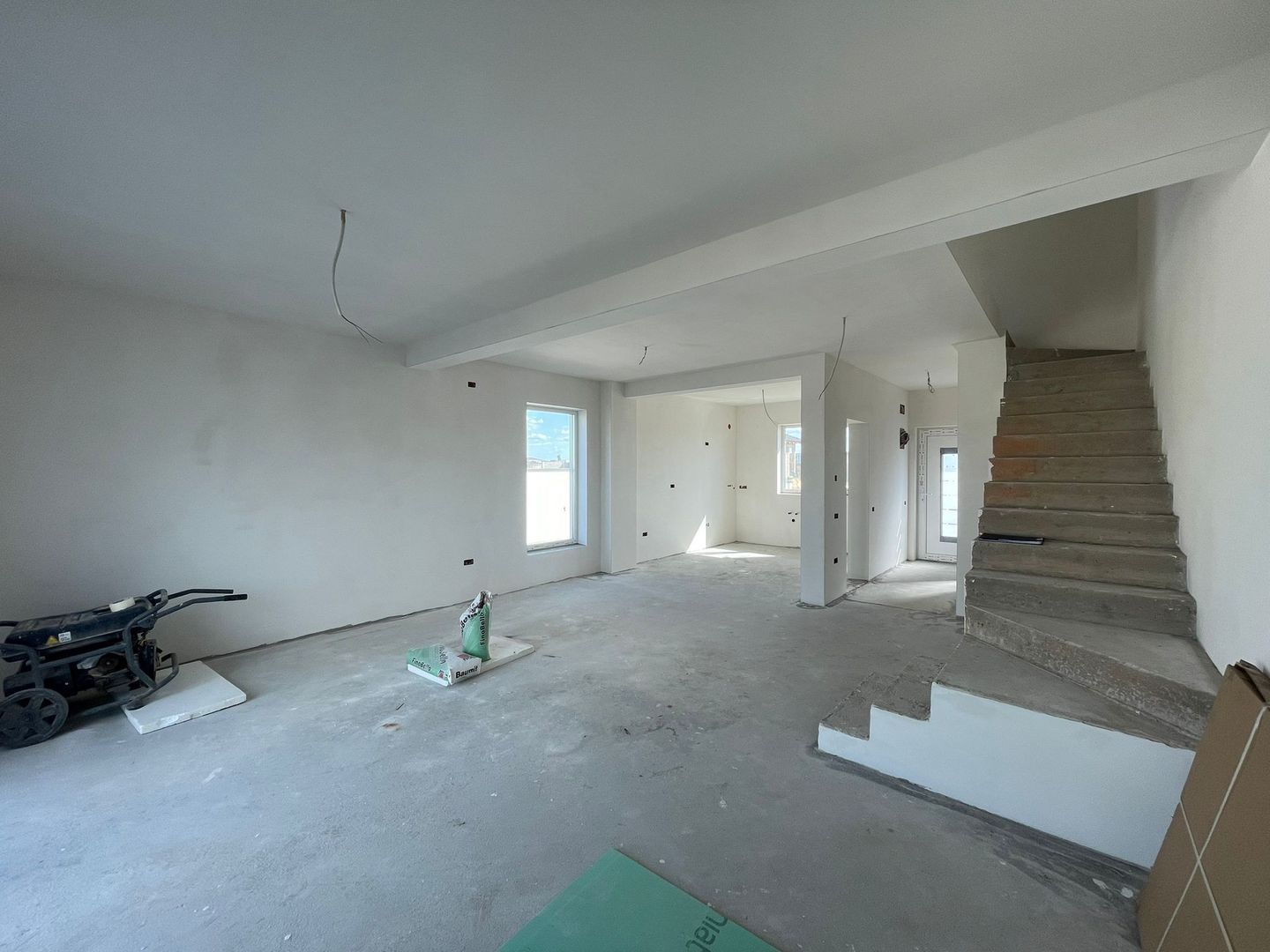 Duplex cu 4 camere -100mp - Mosnita Noua - Poză 2