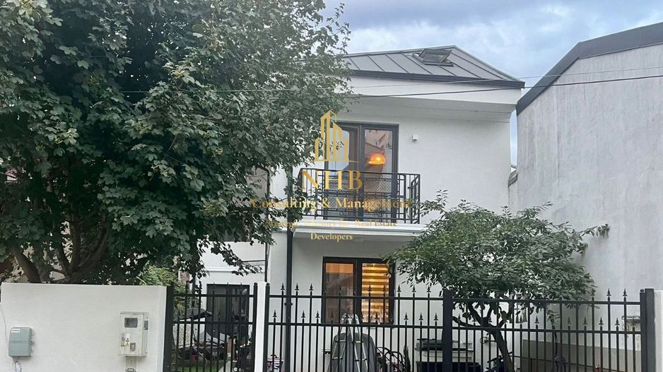 Vila de inchiriat - Polonă - PARCARE - Poză 12