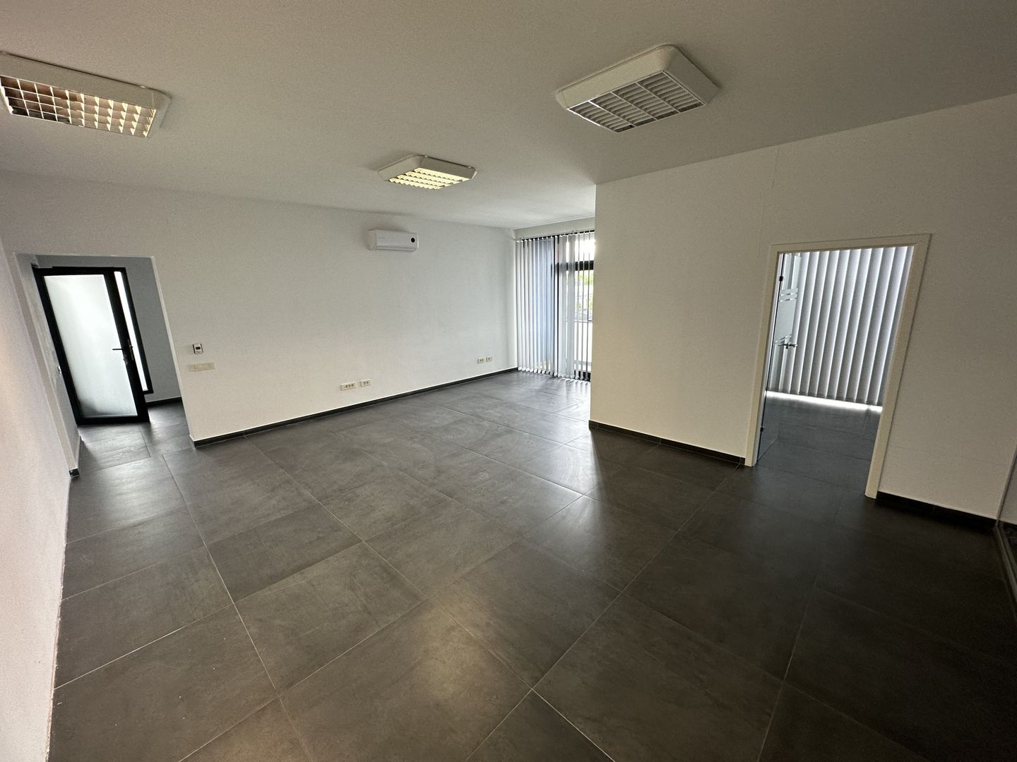 Spațiu Birouri Dumbrăvița - Poză 13