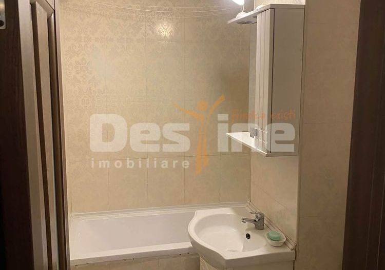 Apartament cu 3 camere de închiriat, zona Tomis Nord, Constanța - Poză 4