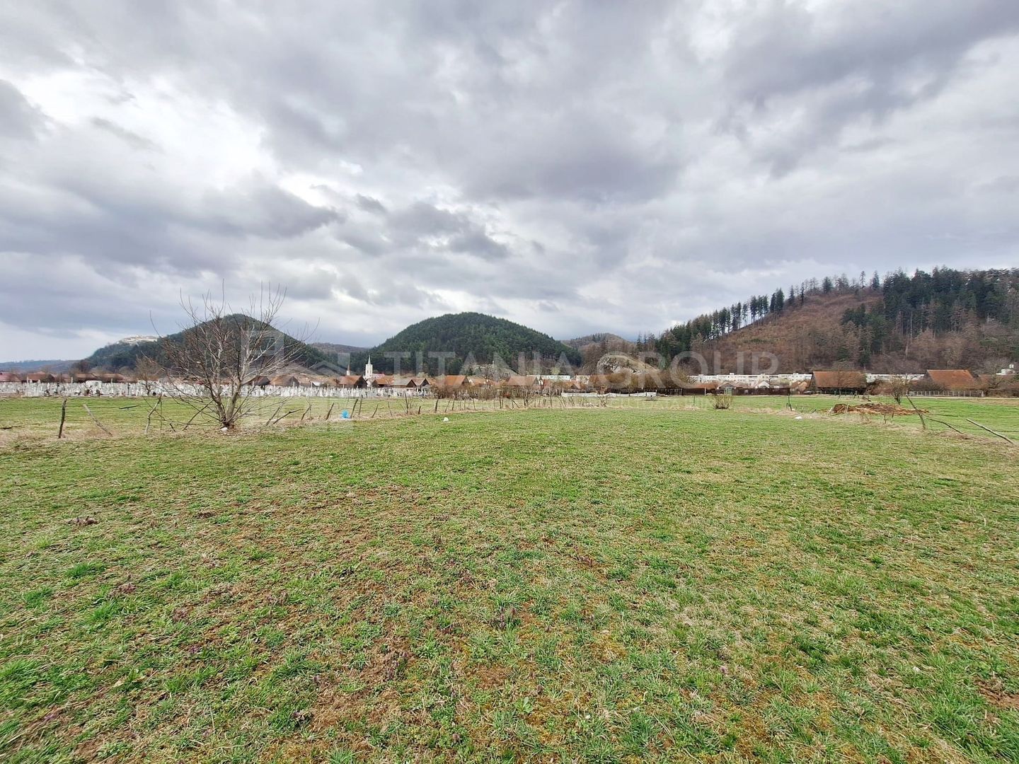 Teren intravilan cu priveliste in Rasnov, 1180 mp, COMISION 0 - Poză 2