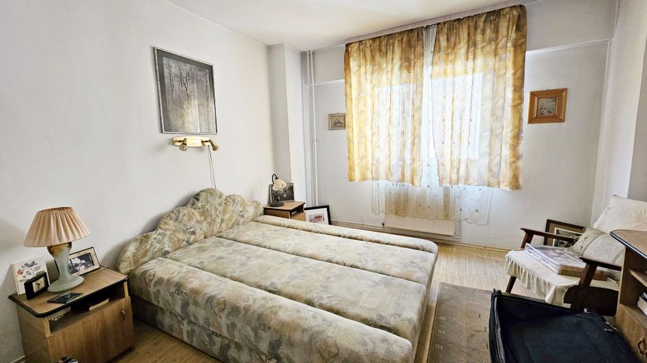 Centrul Civic ,str Toamnei apartament 3 camere cf I dec - Poză 7