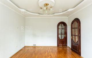 Chirie, oficiu, 4 nivele, 11 odăi, str. Mazililor, Botanica - Poză 10