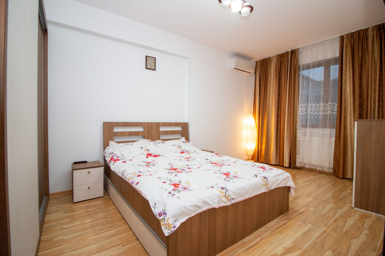 Apartament de vanzare 3 camere Cartierul Latin Prelungire Ghencea - Poză 12